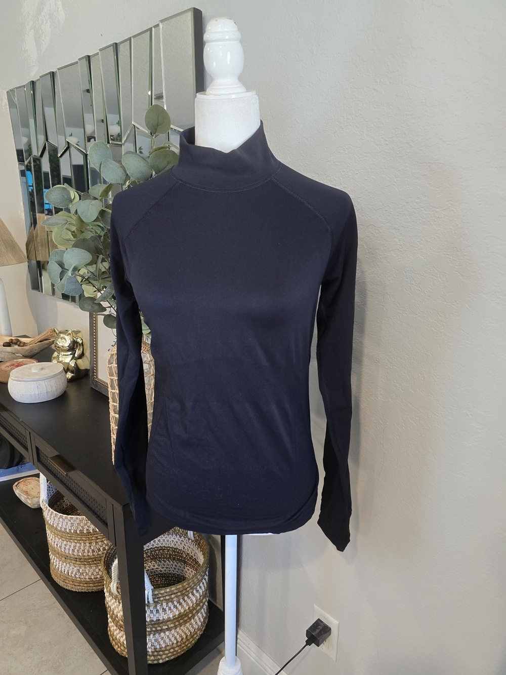 Athleta Women's Momentum Seamless Top Athletic Long Sleeve High Neck S